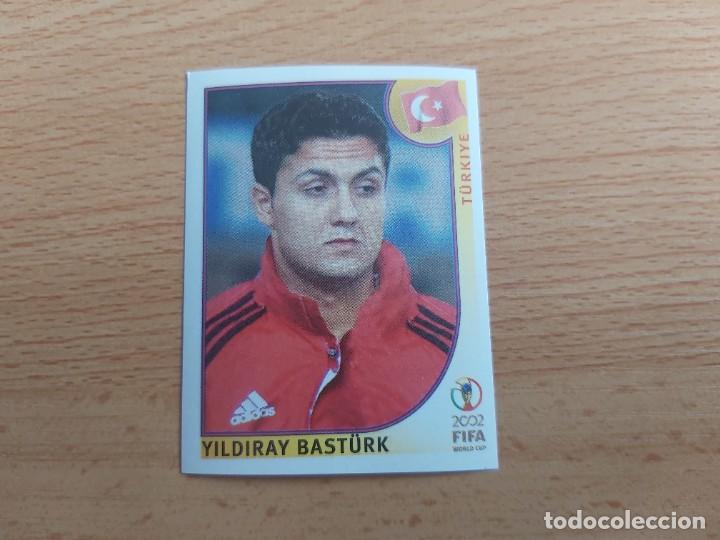 Cromos de Futebol: CROMO FUTBOL MUNDIAL 2002 EDITORIAL PANINI 201.BASTURK-TURQUIA-NUNCA PEGADO-TRASERA EN NEGRO