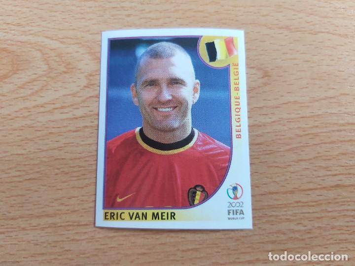 Figurine di Calcio: CROMO FUTBOL MUNDIAL 2002 EDITORIAL PANINI 556.VAN MEIR-BELGICA-NUNCA PEGADO-TRASERA EN NEGRO