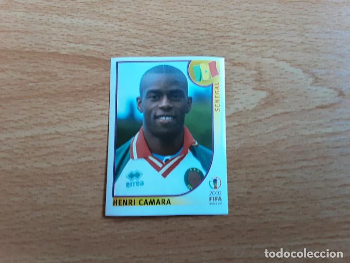 Cromos de Futebol: CROMO FUTBOL MUNDIAL 2002 EDITORIAL PANINI 58.CAMARA-SENEGAL-NUNCA PEGADO-TRASERA EN AZUL