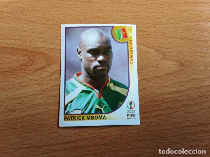 Figurine di Calcio: CROMO FUTBOL MUNDIAL 2002 EDITORIAL PANINI 382.MBOMA-CAMERUN-NUNCA PEGADO-TRASERA EN AZUL