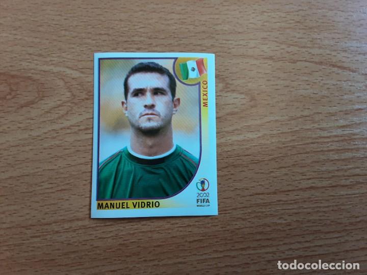 Football Stickers: CROMO FUTBOL MUNDIAL 2002 EDITORIAL PANINI 496.VIDRIO-MEXICO-NUNCA PEGADO-TRASERA EN AZUL