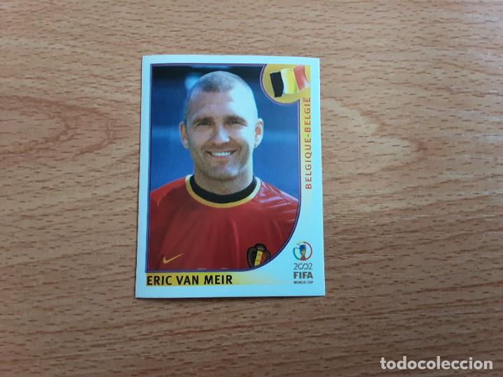 Football Stickers: CROMO FUTBOL MUNDIAL 2002 EDITORIAL PANINI 556.VAN MEIR-BELGICA-NUNCA PEGADO-TRASERA EN AZUL