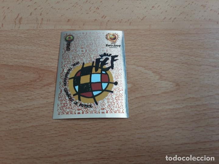 Cromos de f&uacute;tbol: CROMO FUTBOL EURO 2004 EDITORIAL PANINI 70.ESCUDO-ESPA&Ntilde;A-NUNCA PEGADO