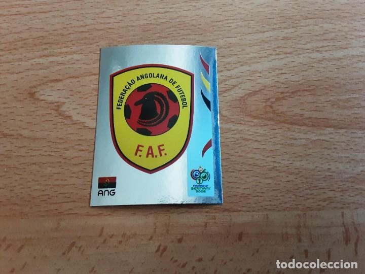 Cromos de F&uacute;tbol: CROMO FUTBOL MUNDIAL 2006 EDITORIAL PANINI 301.ESCUDO-ANGOLA-NUNCA PEGADO