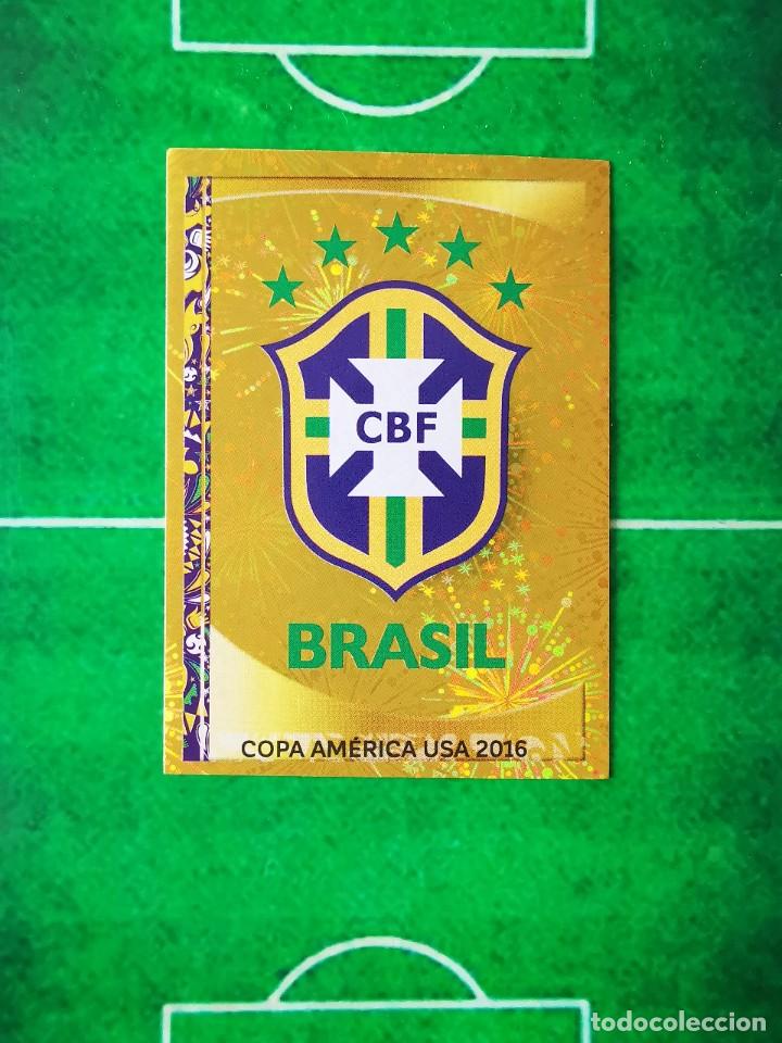 Football Stickers: CROMO FUTBOL 16 SIN PEGAR PANINI COPA AMERICA CENTENARIO USA 2016 BRASIL 110 ESCUDO BRILLO