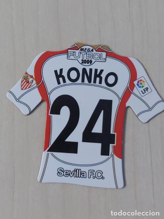 Figurine di Calcio: N&ordm; 24 KONKO - MEGA FUTBOL MAGNETS IMAN LIGA 2009 - 08 09 - CAMISETA - SEVILLA