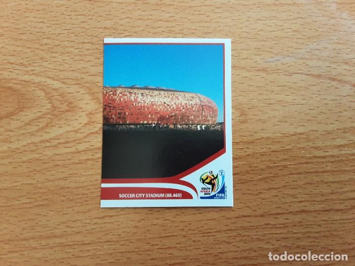 Cromos de F&uacute;tbol: CROMO FUTBOL MUNDIAL 2010 PANINI 13.SOCCER CITY STADIUM-NUNCA PEGADO