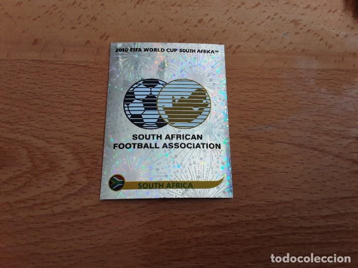 Cromos de F&uacute;tbol: CROMO FUTBOL MUNDIAL 2010 PANINI 31.ESCUDO SUDAFRICA-NUNCA PEGADO
