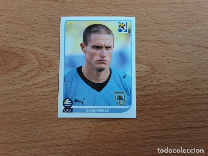 Figurine di Calcio: CROMO FUTBOL MUNDIAL 2010 PANINI 81.DIEGO PEREZ-URUGUAY-NUNCA PEGADO