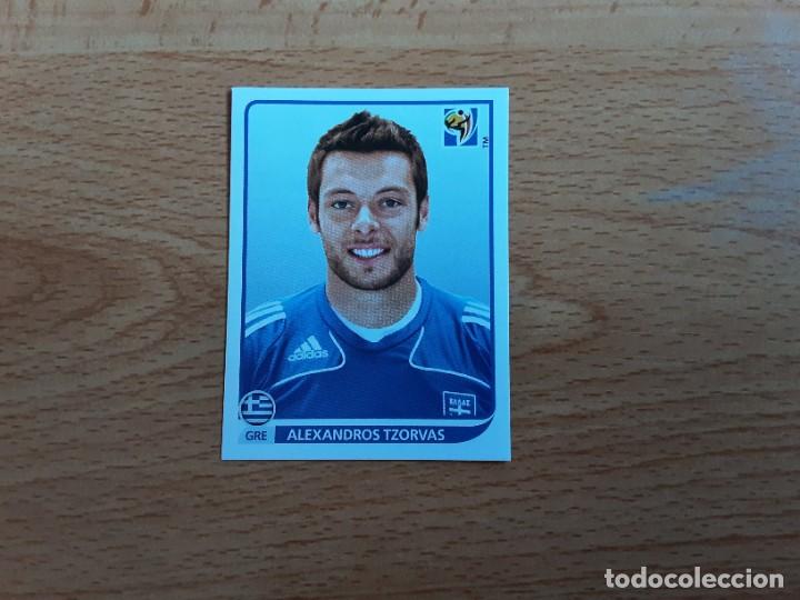 Cartes &agrave; collectionner de Football: CROMO FUTBOL MUNDIAL 2010 PANINI 165.TZORVAS-GRECIA-NUNCA PEGADO