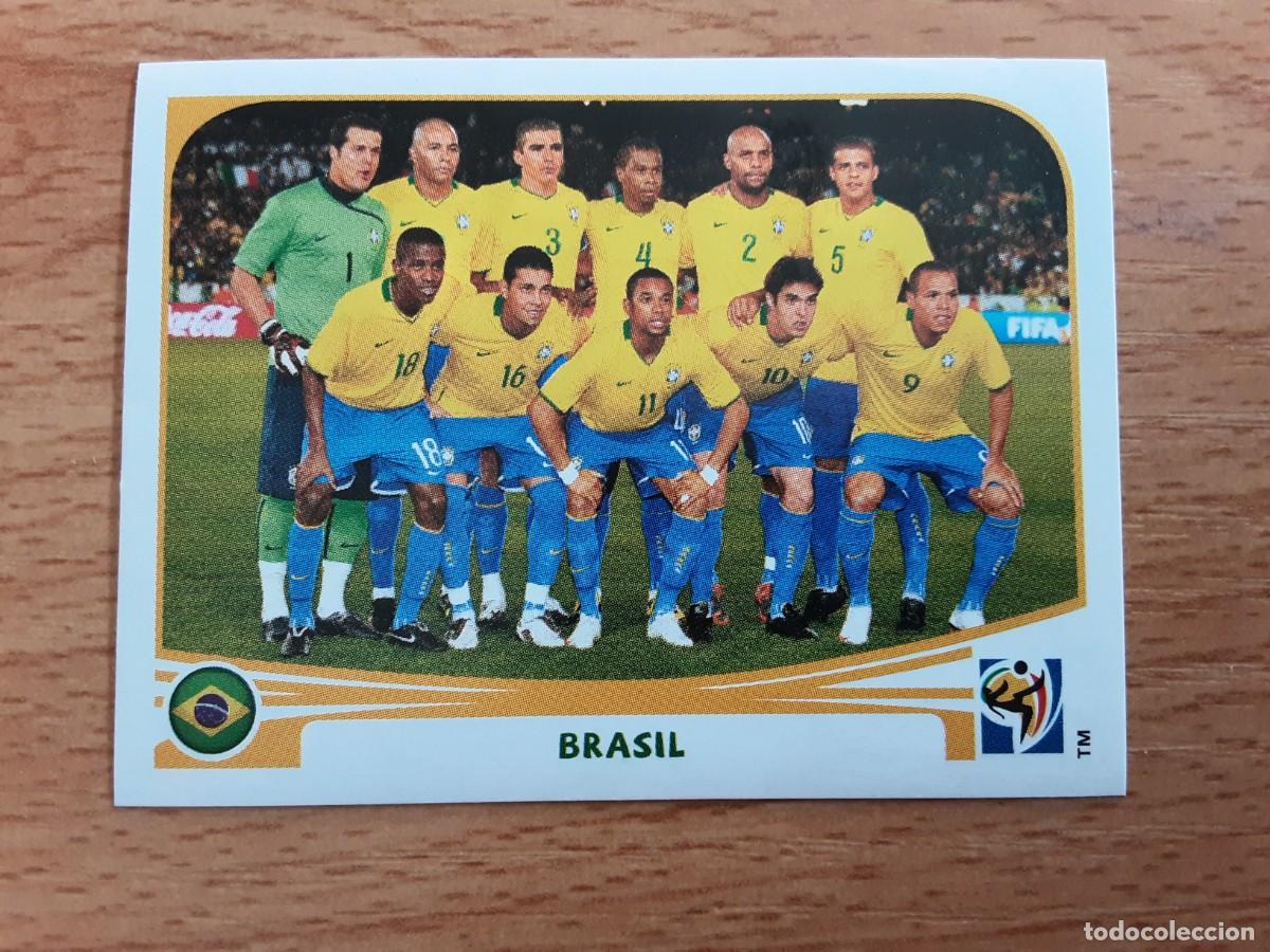 Football Stickers: CROMO FUTBOL MUNDIAL 2010 PANINI 486.ALINEACION-BRASIL-NUNCA PEGADO