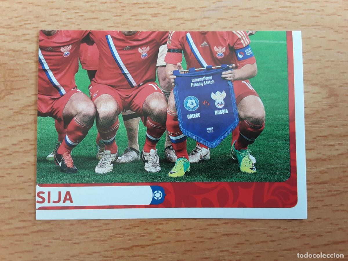 Football Stickers: CROMO FUTBOL EURO 2012 PANINI 112.ALINEACION-RUSIA-NUNCA PEGADO