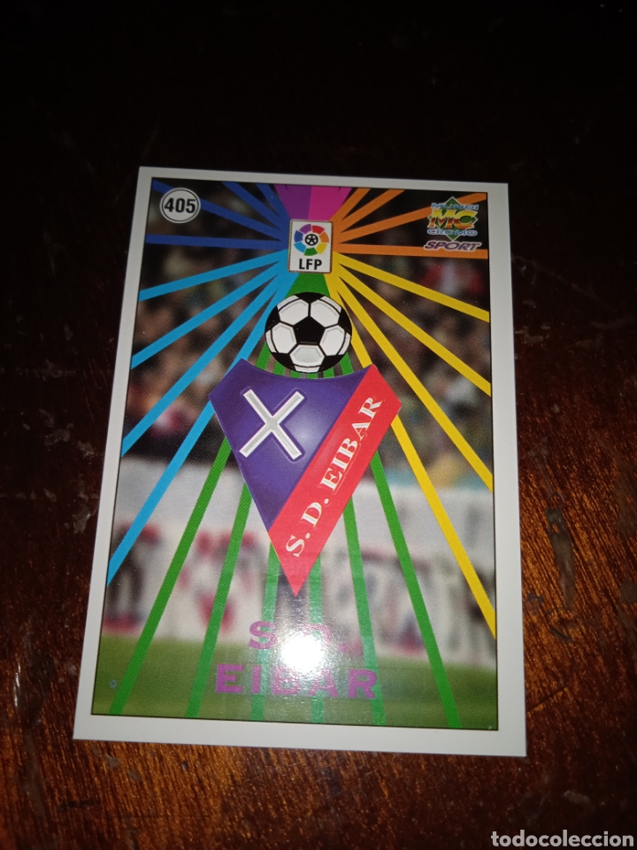 Cromos de f&uacute;tbol: MUNDICROMO 98 99 - 405 SD EIBAR - ERROR LETRAS MORADAS - Foto 1