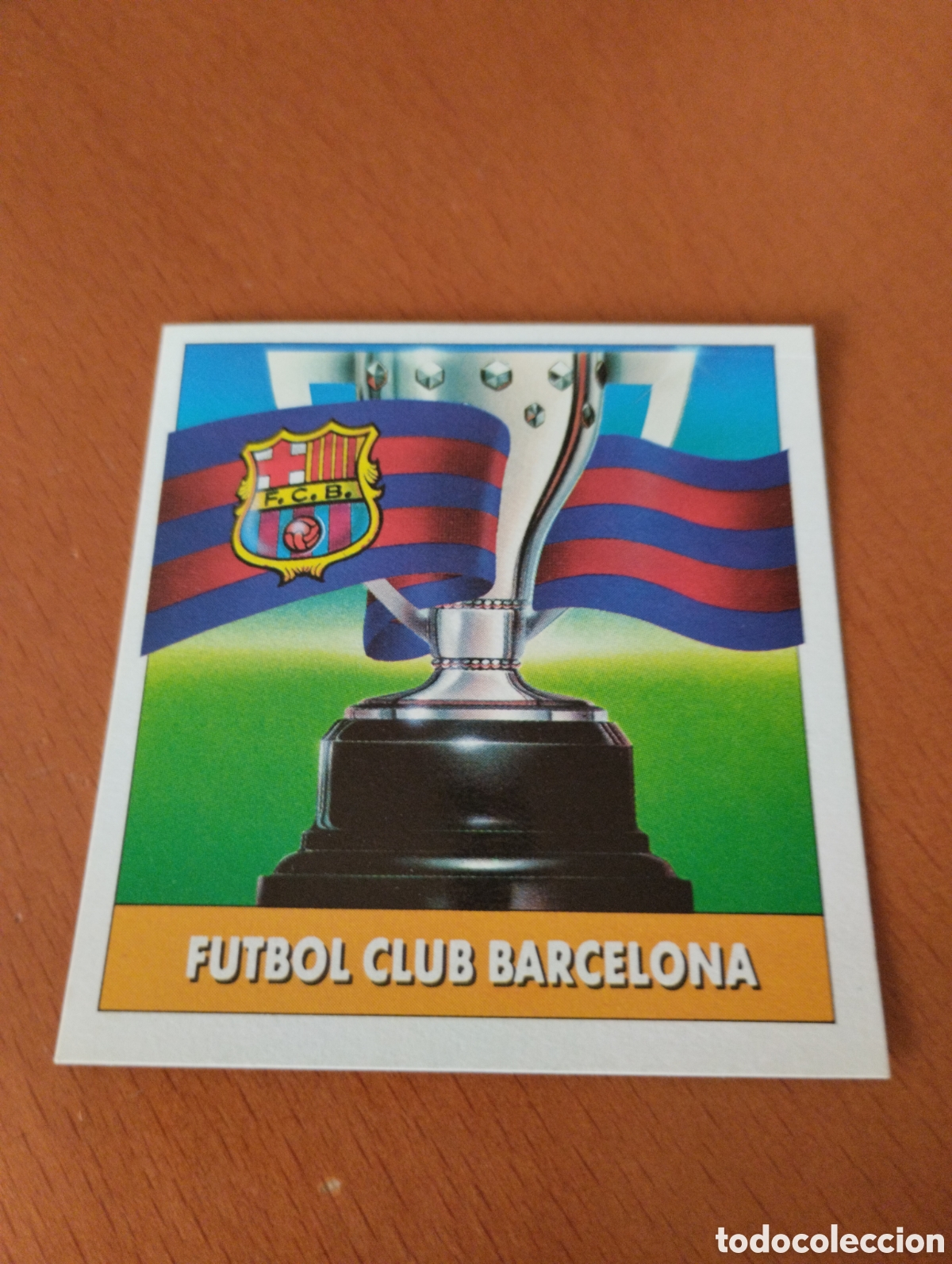 Cromos de F&uacute;tbol: ESCUDO Y BANDERA FUTBOL CLUB BARCELONA LIGA 92 93 EDICIONES ESTE 1992 1993 NUNCA PEGADO