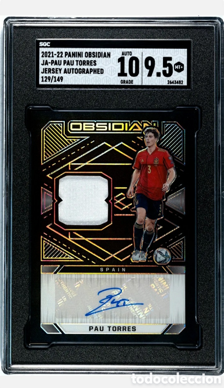 Cromos de f&uacute;tbol: PAU TORRES. PANINI OBSIDIAN CON AUTOGRAFO Y CAMISETA. SGC 10/9.5
