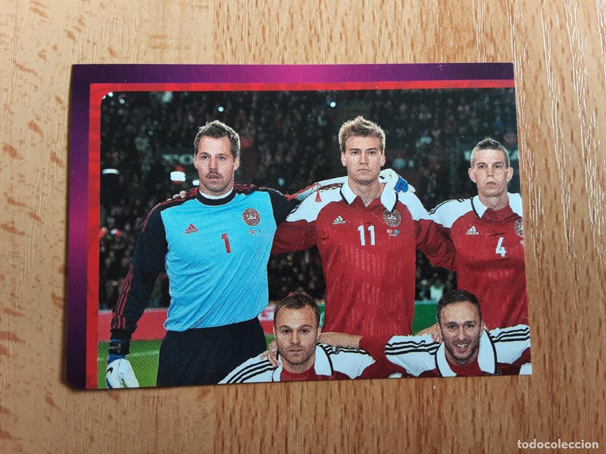Football Stickers: CROMO FUTBOL EURO 2012 PANINI VERSION ALEMANA 196.ALINEACION-DINAMARCA-NUNCA PEGADO