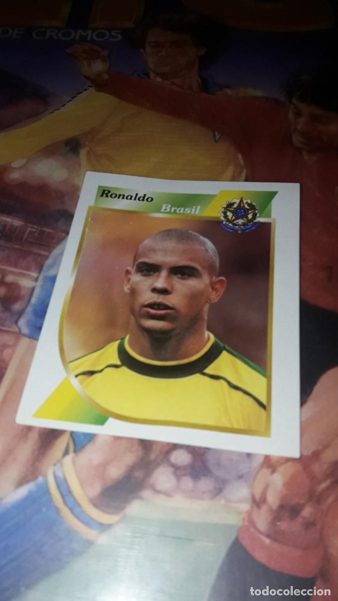 Cromos de f&uacute;tbol: RONALDO BRASIL 2001 - Foto 1