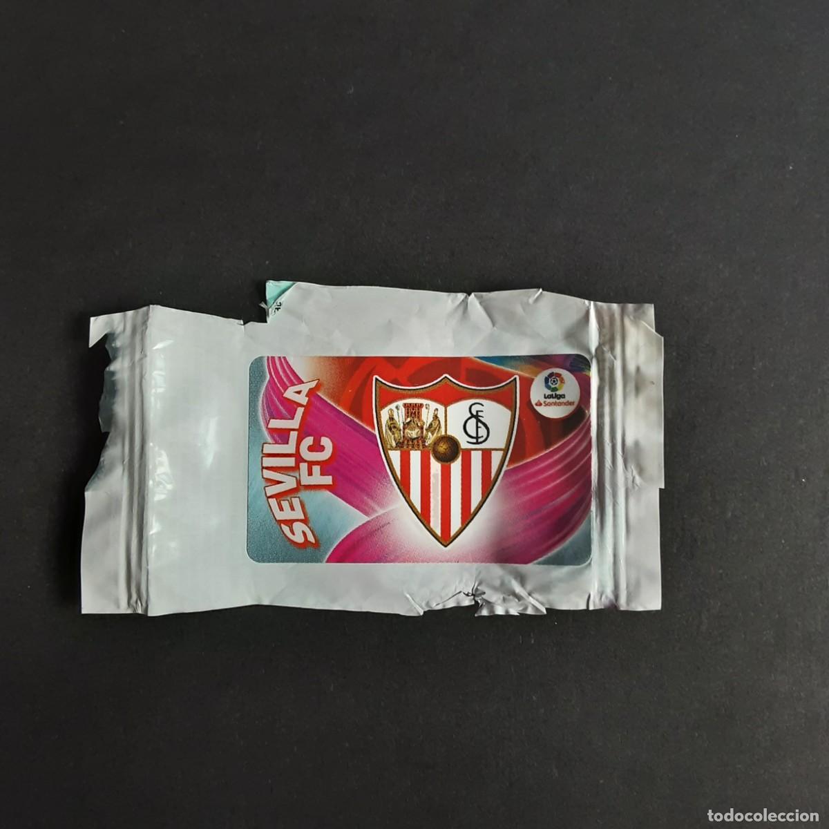 Cromos de f&uacute;tbol: CROMO CHICLE LIGA 2019-2020 PANINI EDICIONES ESTE - LIGA 19-20-ESCUDO-SEVILLA