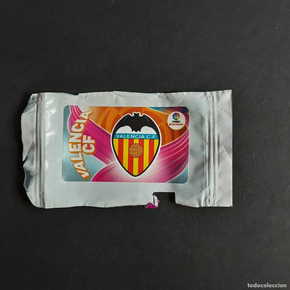 Cartes &agrave; collectionner de Football: CROMO CHICLE LIGA 2019-2020 PANINI EDICIONES ESTE - LIGA 19-20-ESCUDO-VALENCIA