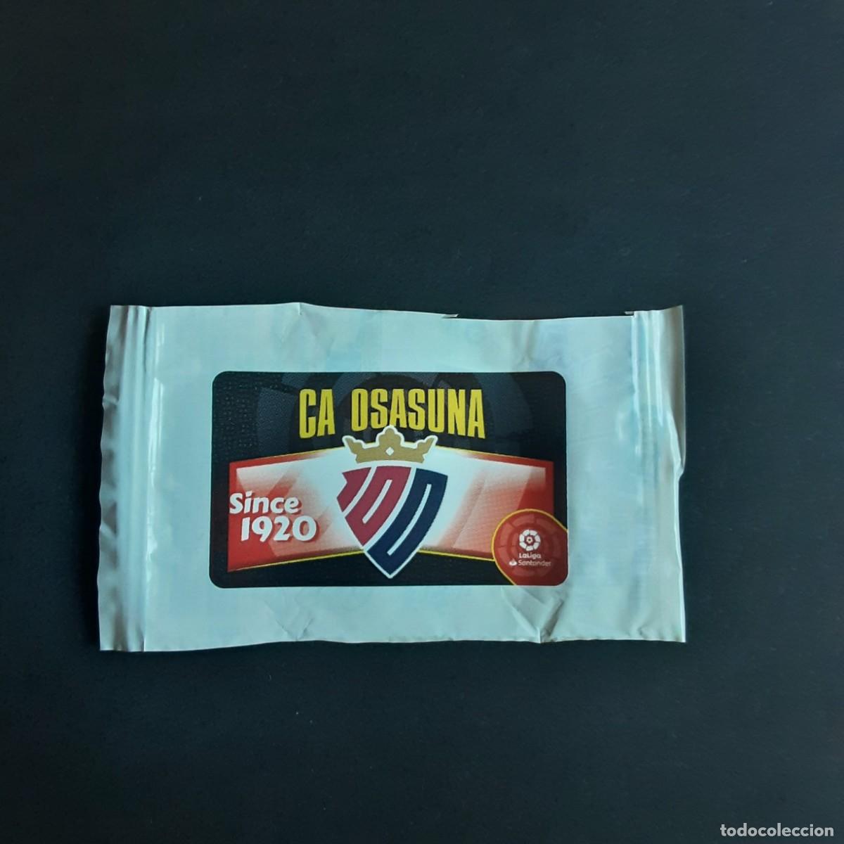 Cromos de F&uacute;tbol: CROMO CHICLE LIGA 2020-2021 PANINI EDICIONES ESTE - LIGA 20-21-ESCUDO-OSASUNA