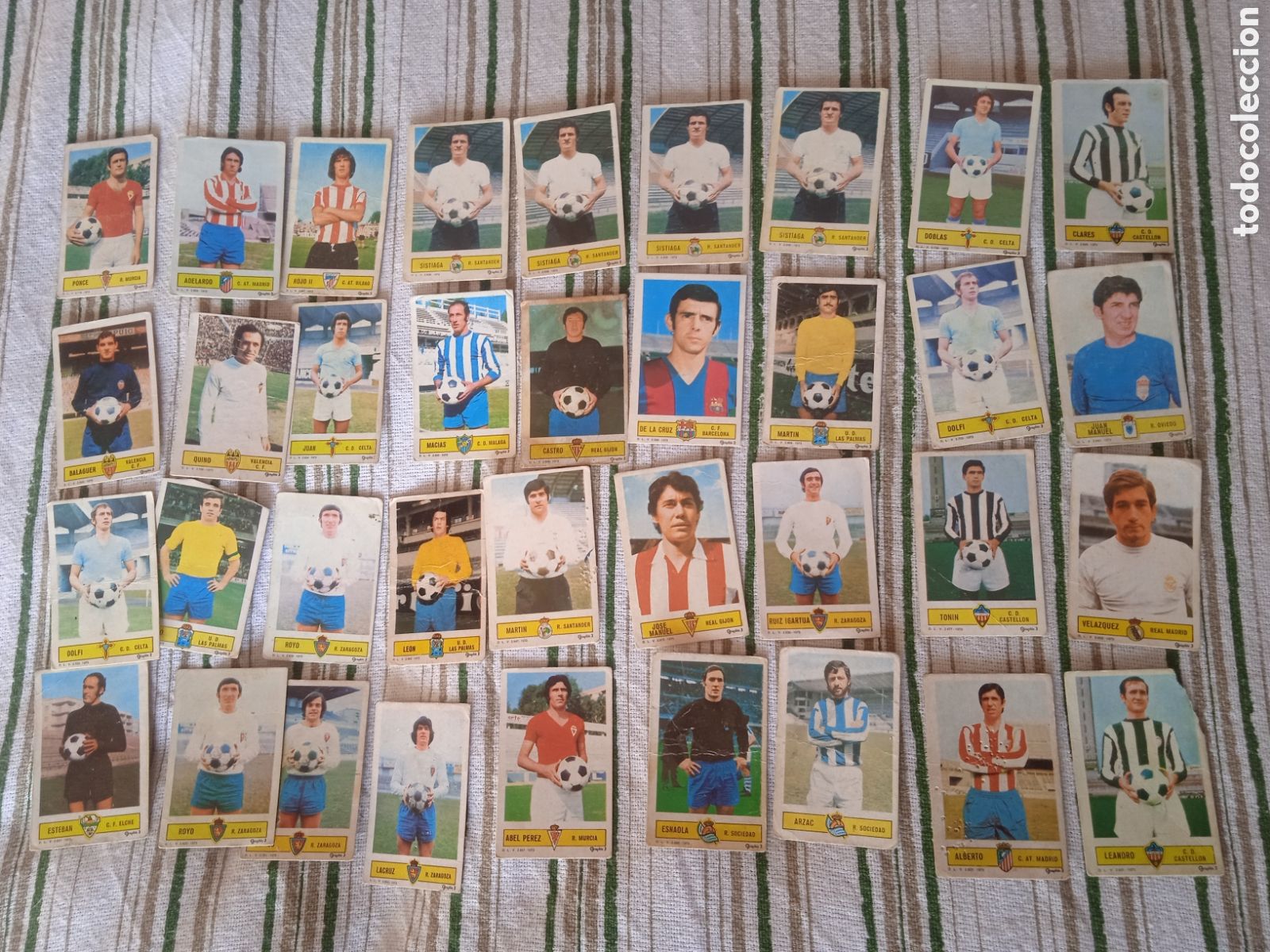 Cromos de F&uacute;tbol: Lote 36 cromos sin pegar f&uacute;tbol liga este 73/74 1973/1974