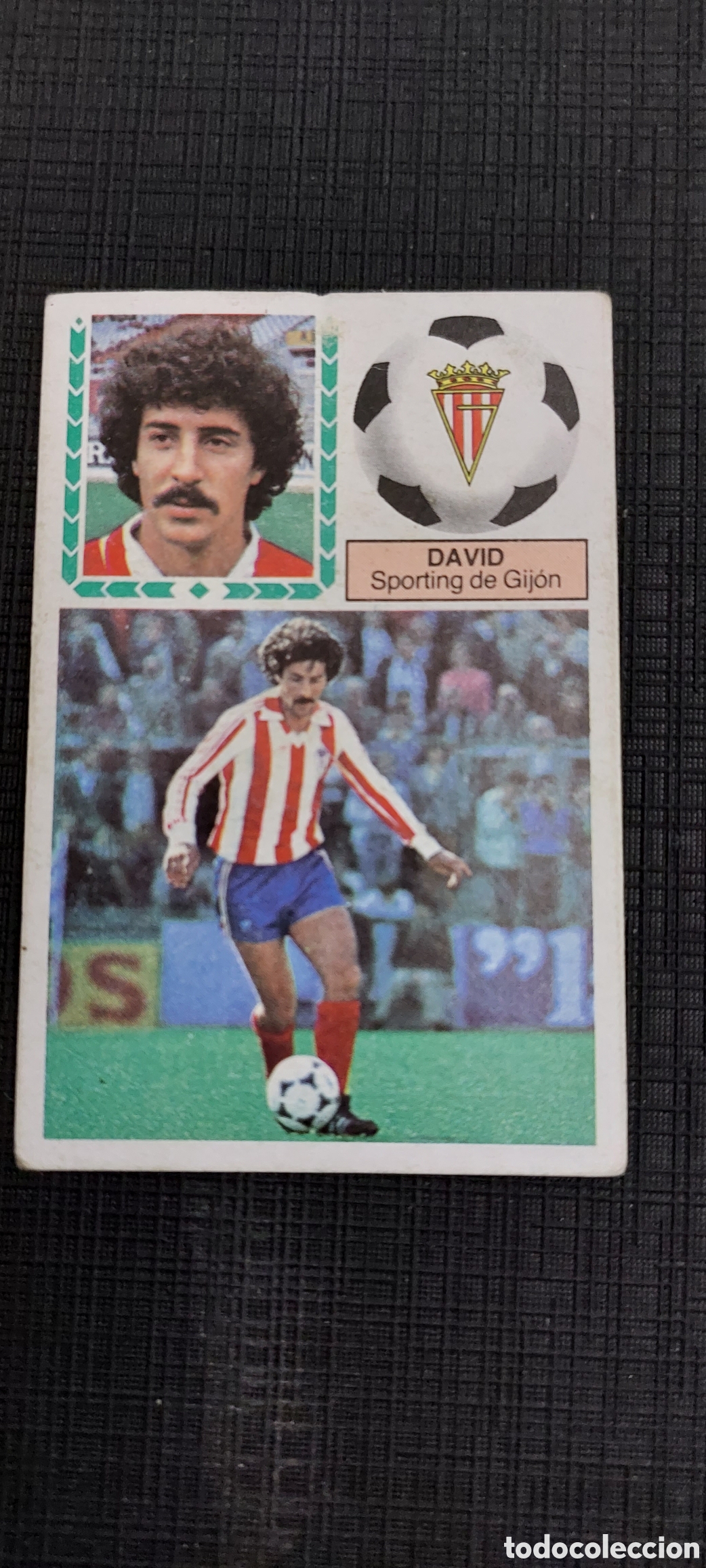 Cromos de f&uacute;tbol: David coloca 83/84 despegado