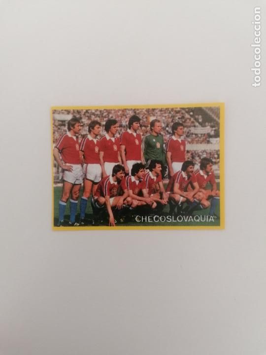 Cromos de F&uacute;tbol: Selecci&oacute;n checoslovaquia, n&deg; 58, futbol en acci&oacute;n, Danone 82 mundial, cromo nunca pegado