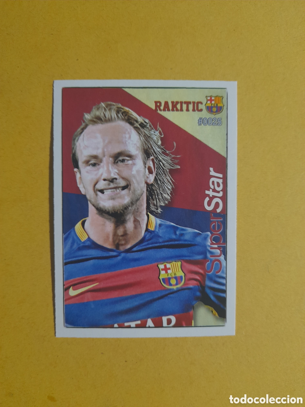 Fu&szlig;ball-Sticker: N&deg;25 Rakitic Mundicromo 2015/2016 Las fichas Quiz De La Liga 15/16