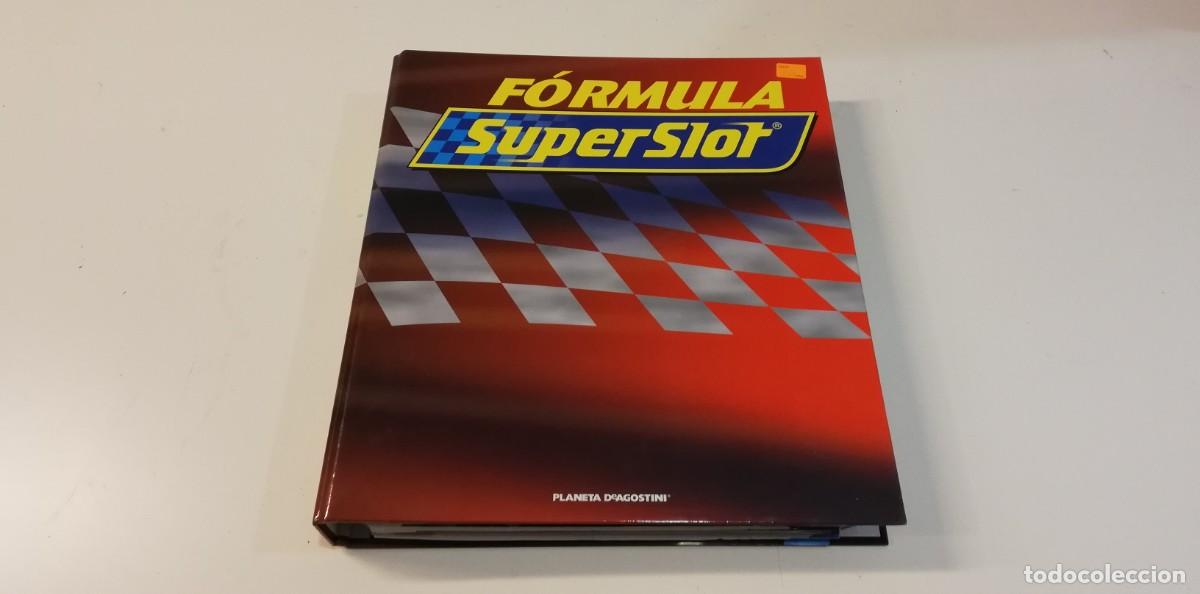 Cromos de f&uacute;tbol: 0323- F&oacute;rmula SuperSlot. Dos carpetas. Fasc&iacute;culos Planeta DeAgostini.