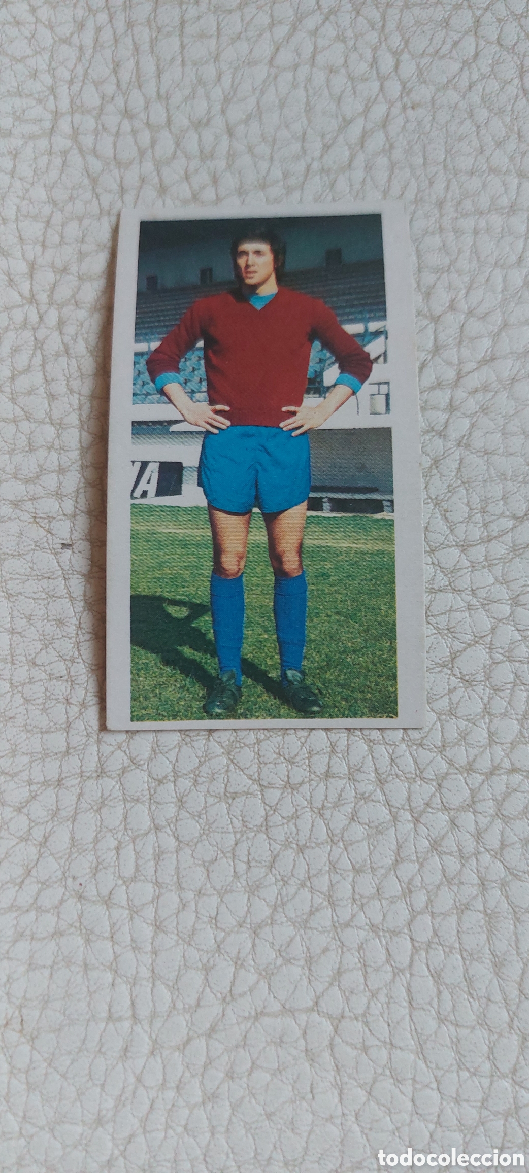 Cromos de f&uacute;tbol: Cesar oviedo 75/76 - Foto 1