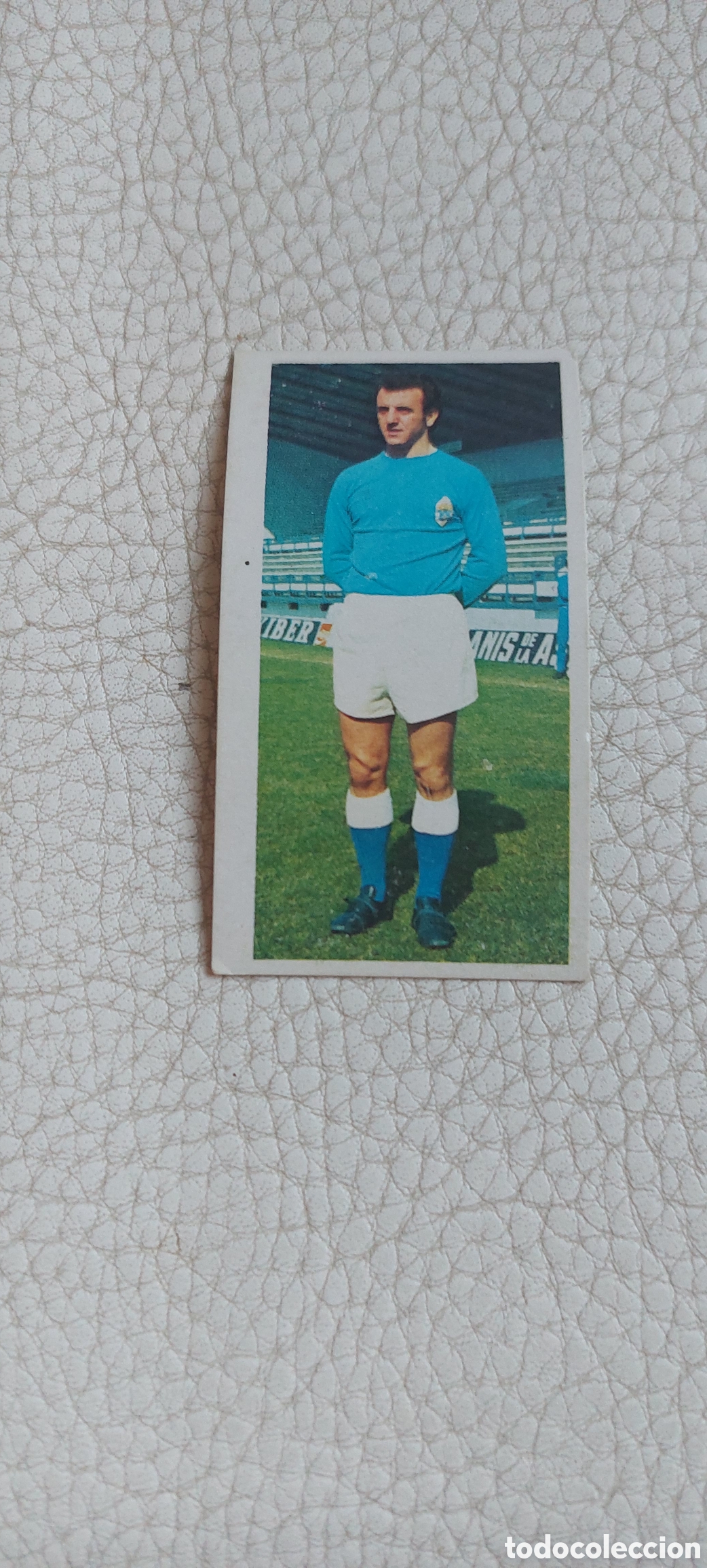Cromos de f&uacute;tbol: Mariano oviedo 75/76 - Foto 1