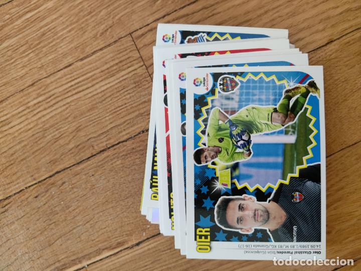 Cartes &agrave; collectionner de Football: rober huesca este 2018 2019 18 19 sin pegar