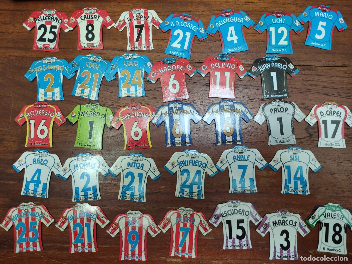 Cromos de F&uacute;tbol: 37 imanes camisetas equipos futbol (2 fotos)
