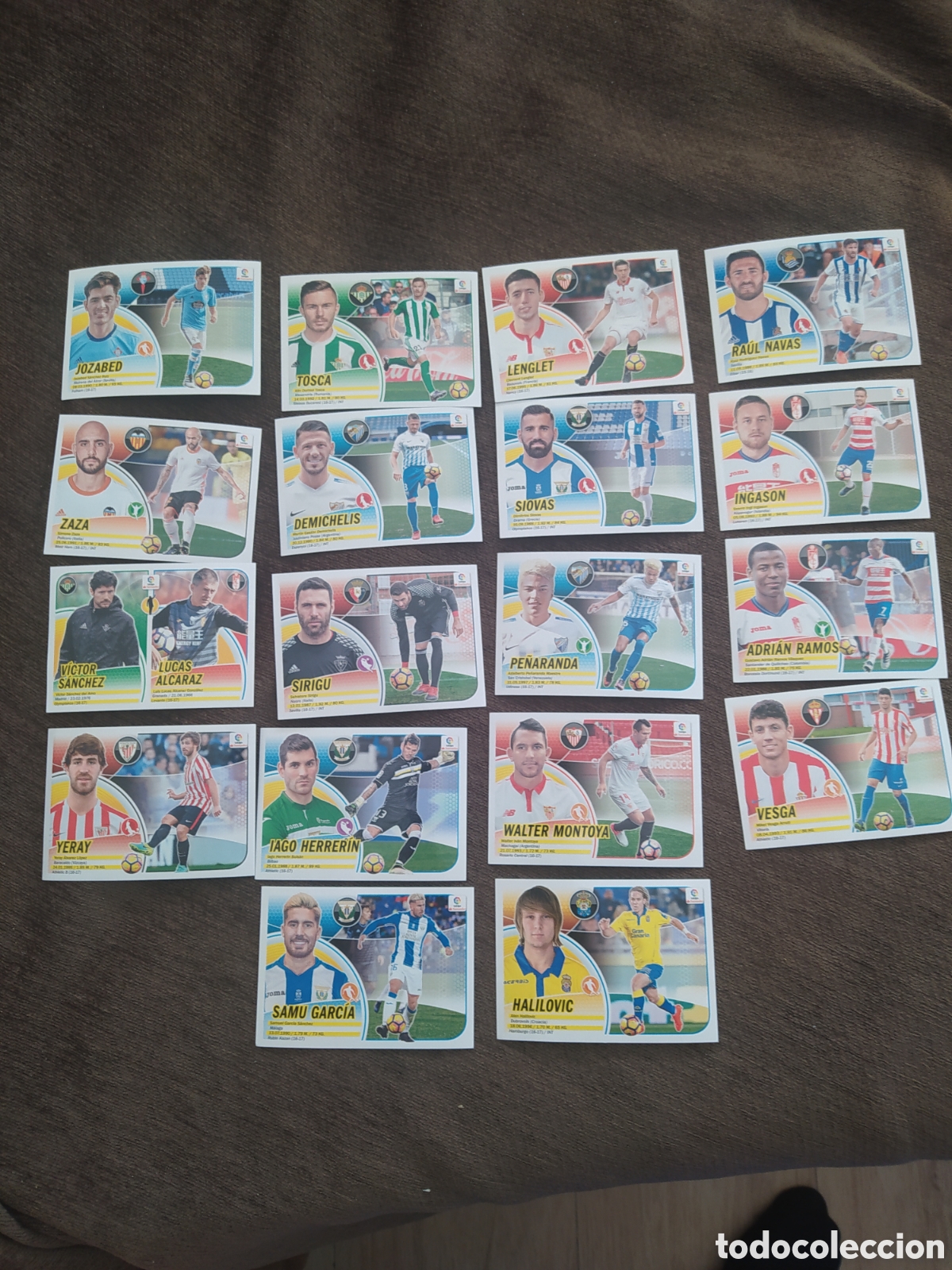 Cromos de F&uacute;tbol: LIGA ESTE 16/17 LOTE DE 18 CROMOS DE LA AMPLIACI&Oacute;N DE MERCADO DE INVIERNO