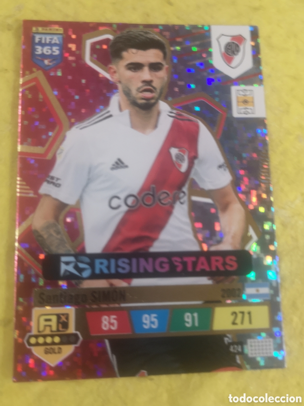 Cromos de f&uacute;tbol: ADRENALYN XL 2023 FIFA 365 RISING STARS 424 SANTIAGO SIMON RIVER PLATE