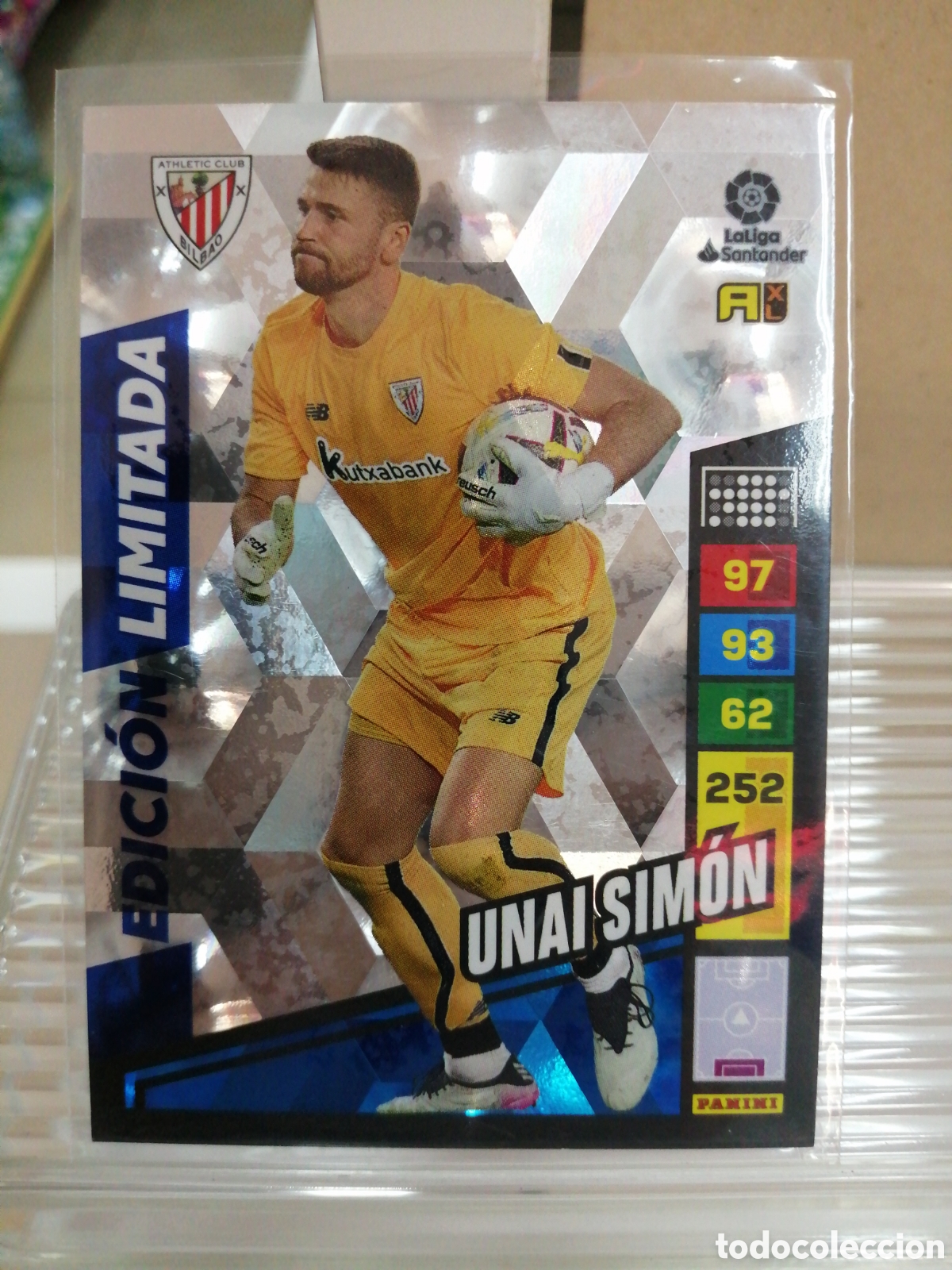 Cromos de f&uacute;tbol: EDICI&Oacute;N LIMITADA UNAI SIMON ADRENALYN XL 2022 2023