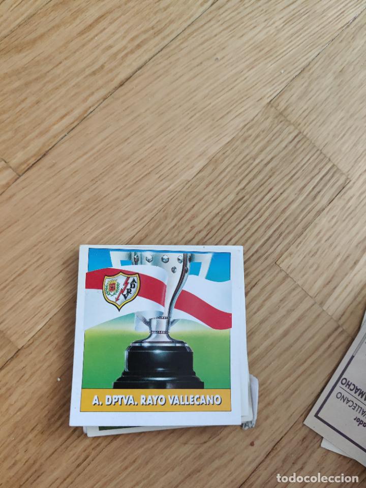 Cartes &agrave; collectionner de Football: escudo rayo vallecano este 1992 1993 92 93 despegado