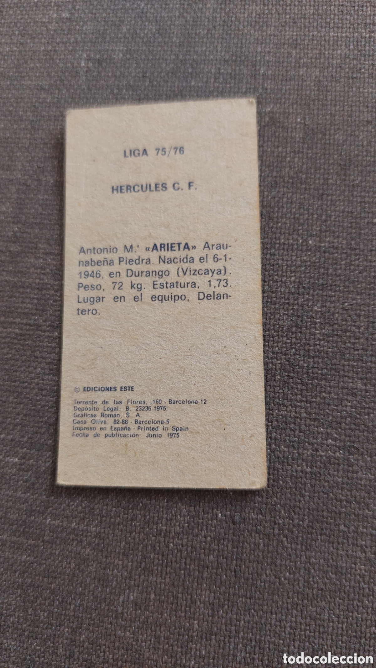 Cromos de f&uacute;tbol: Arieta sin pegar hercules 75/76 - Foto 2