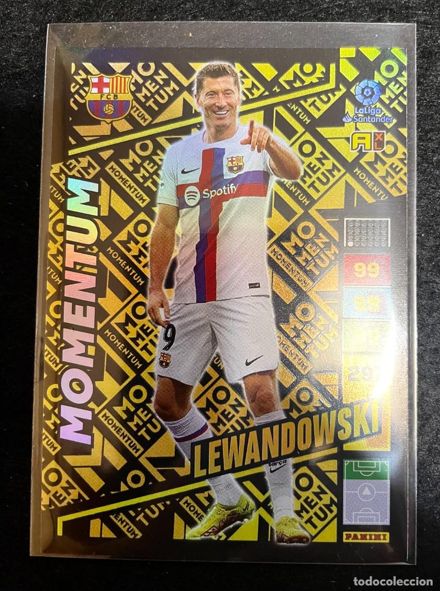 Football Stickers: Lewandowski momentum Adrenalyn XL 2022-2023 - Panini