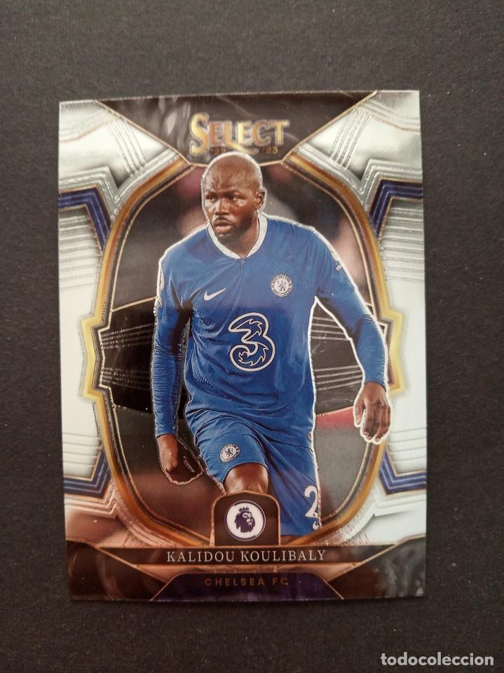 Figurine di Calcio: 28 Terrace KOULIBALY Chelsea SENEGAL Panini SELECT Premier League Soccer 2022 2023 22 23