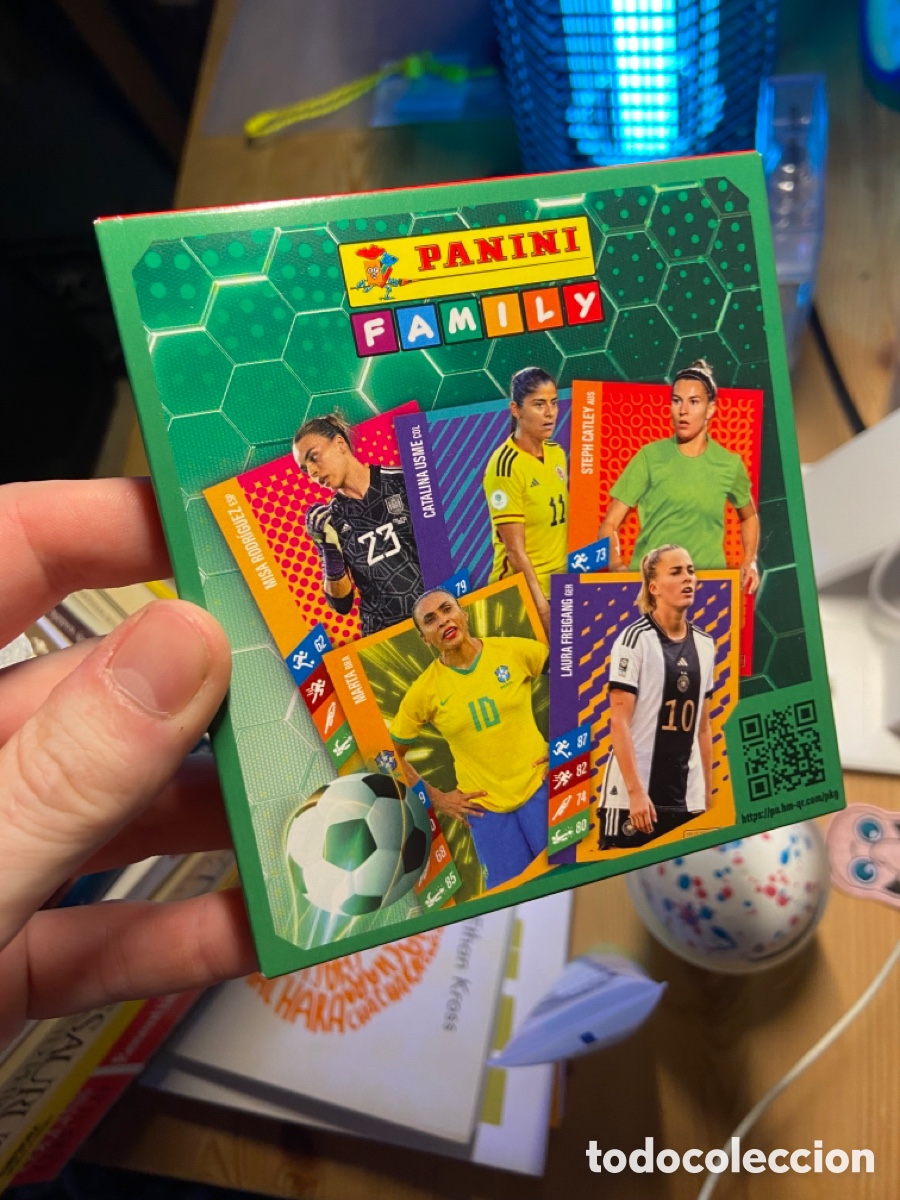 Cromos de f&uacute;tbol: Caja mcdonalds seleccion espa&ntilde;ola futbol femenino espa&ntilde;a poster y cromos sin abrir
