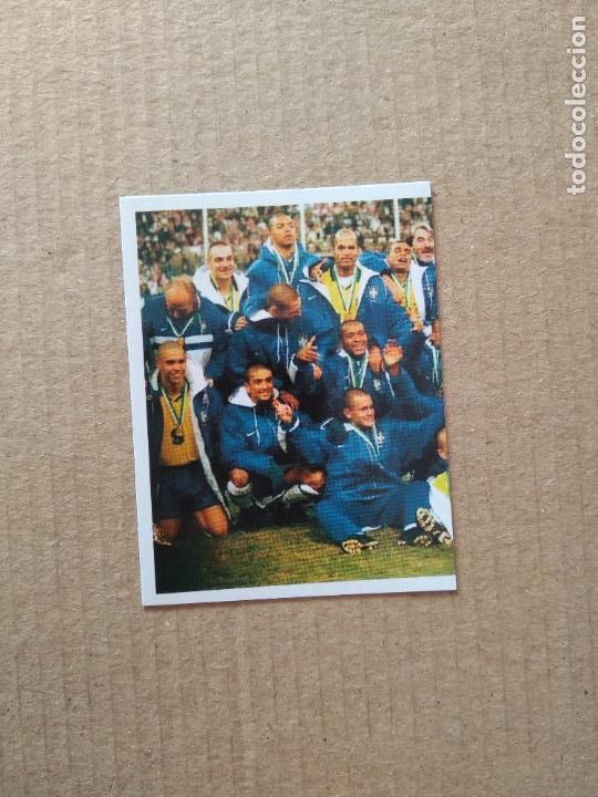 Cromos de F&uacute;tbol: 233 EQUIPO PLANTILLA RONALDO CROMO STICKER FUTBOL PANINI BRASIL DE TODAS AS COPAS