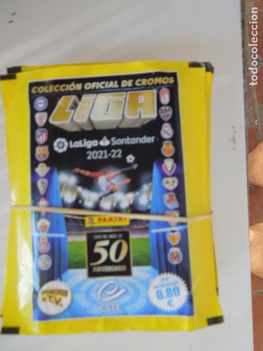 Cromos de F&uacute;tbol: LIGA 2021-22 SOBRES DE CROMOS 24 UNIDADES PRECINTADOS