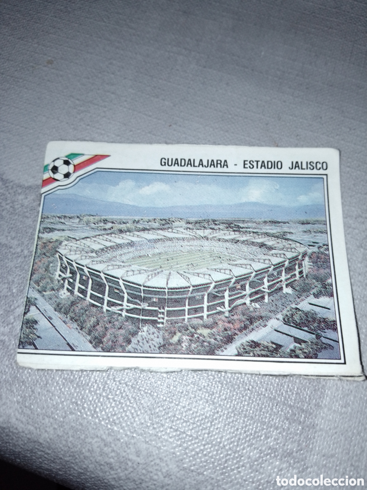 Cromos de f&uacute;tbol: 19 ESTADIO JALISCO GUADALAJARA MEXICO 86 PANINI despegado