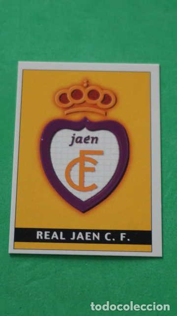 Figurine di Calcio: REAL JAEN C. F. 432 ESCUDO PLANTILLA, LA FICHAS DE LA LIGA 2002, MUNDICROMO SPORT 2001/2002, 01/02.