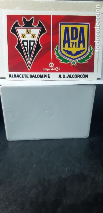 Football Stickers: Cromo Liga Este 2017-2018 Escudos La Liga 123 N&ordm;1 Albacete Balompi&eacute;-A.D. Alcorc&oacute;n