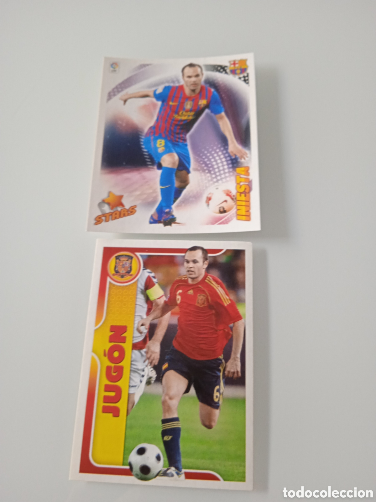 Cromos de f&uacute;tbol: Lote 2 cromos Iniesta - Foto 1