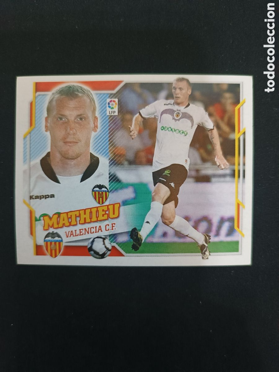 Cromos de f&uacute;tbol: MATHIEU VALENCIA NUMERO 8 A LIGA ESTE 2010 2011 - Foto 1