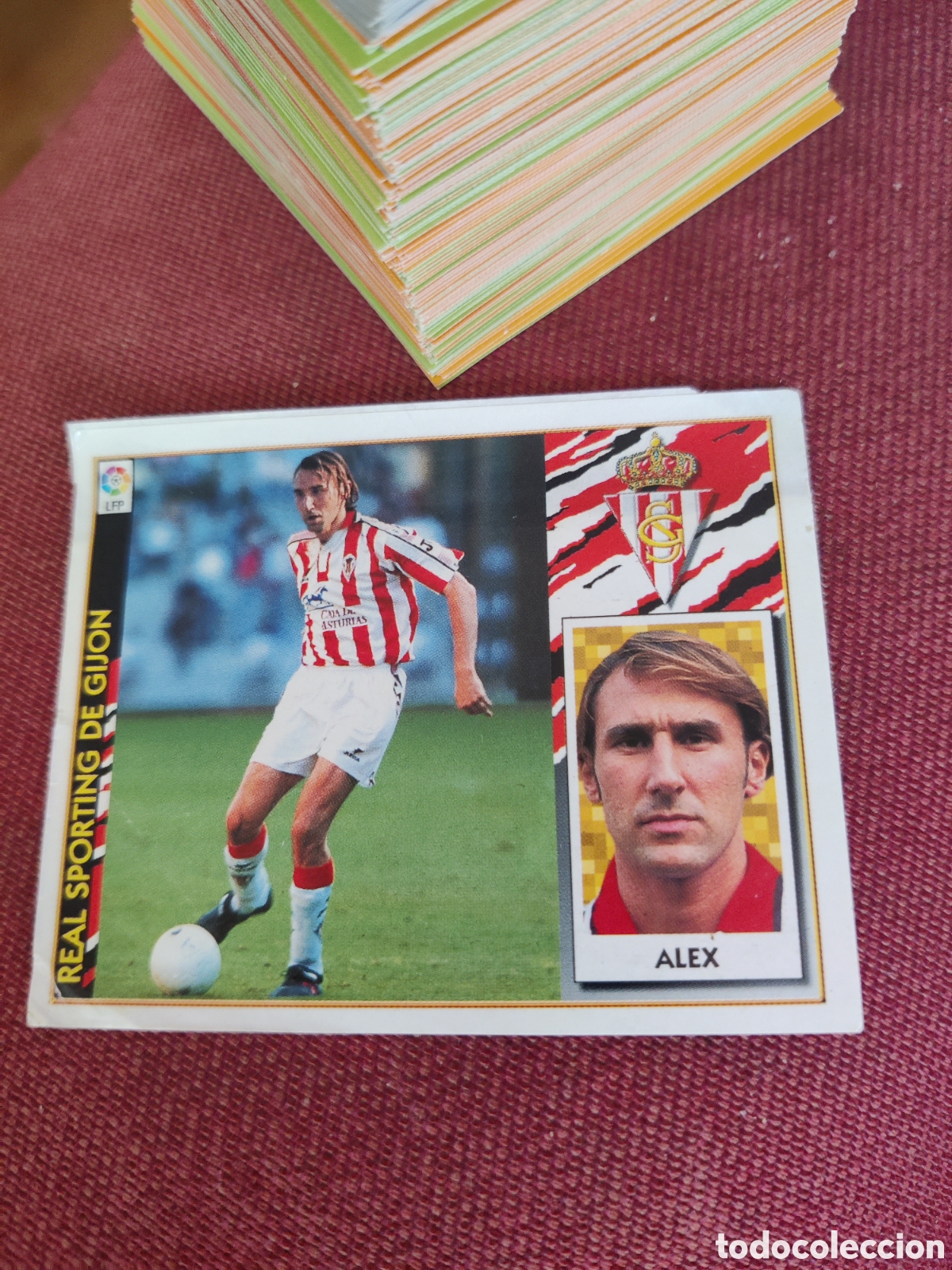 Cromos de f&uacute;tbol: Alex Sporting de Gij&oacute;n coloca. - Foto 1