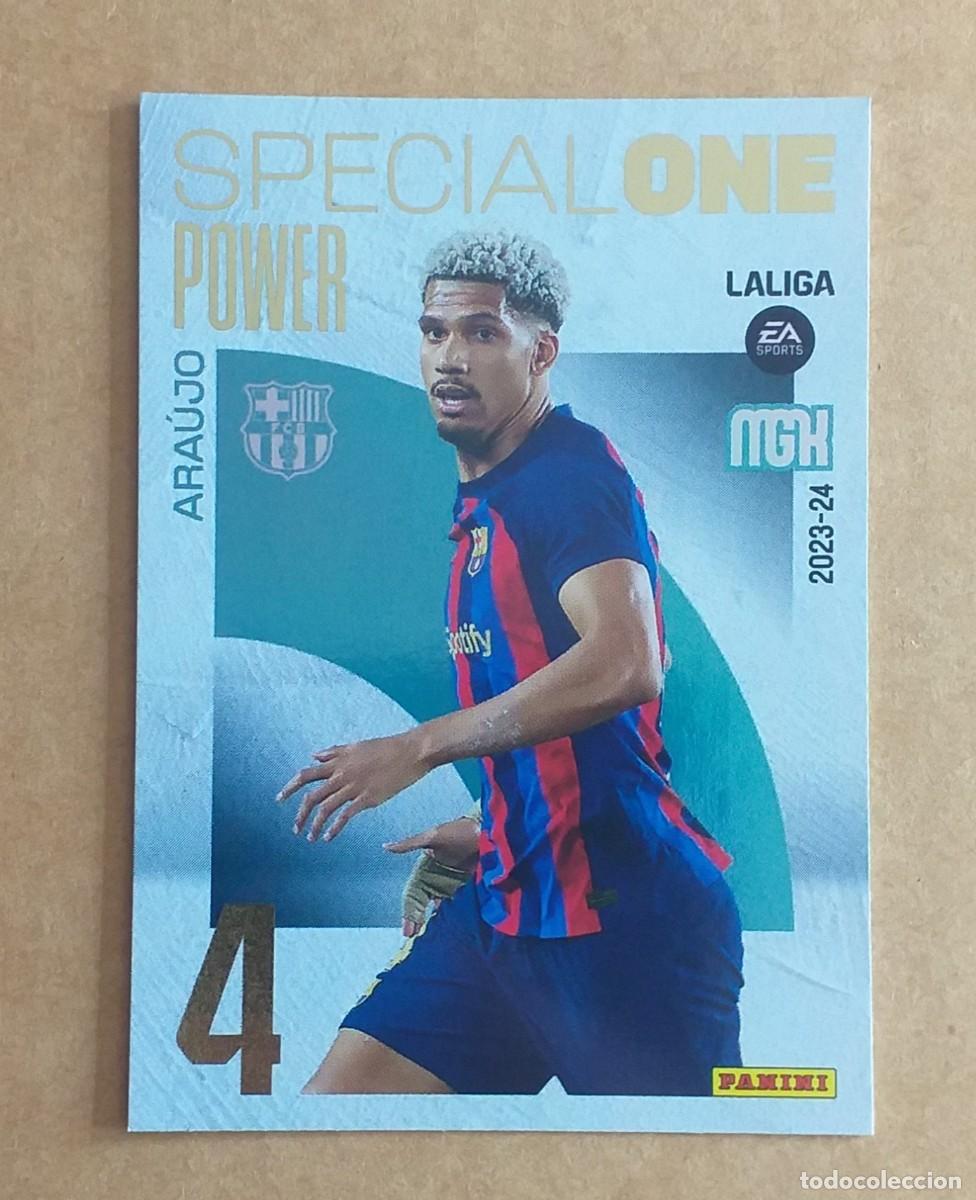 CARTE FOOT PANINI MEGACRACK 2022/23 ARAUJO // PARFAI ETAT // 1er CHOIX //